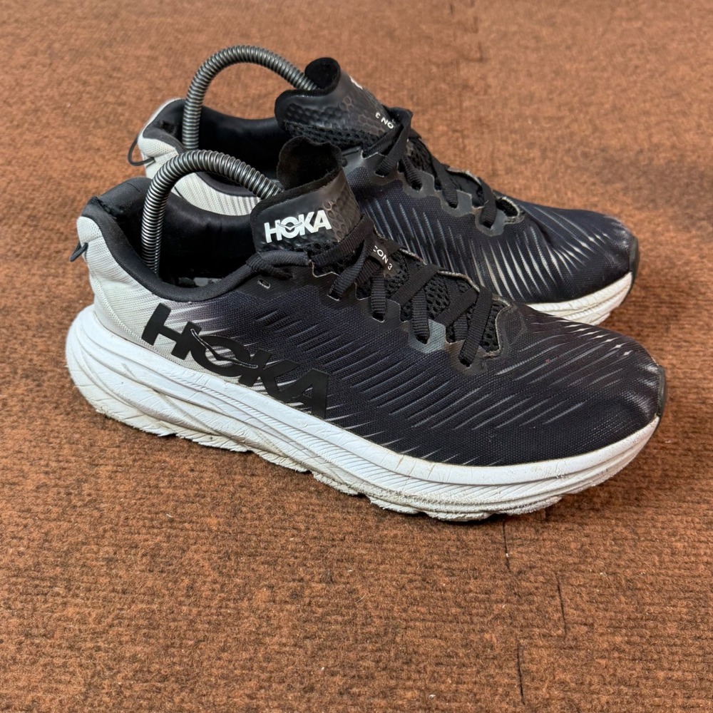 D+ Hoka One One Rincon 3 Womens Running Shoes Black White Size 9 1119396 BWHT
